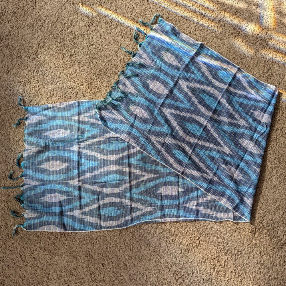 Scarf Blue and Purple Ethnic Design NEW